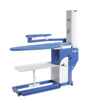 VEIT Varioline Absaugbügeltisch mit Ärmelbügler, 1 Stück im Angebot enthalten.